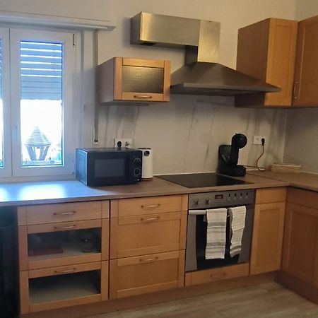Schoene Und Optimal Gelegene Wohnung Weisskirchen Eksteriør bilde