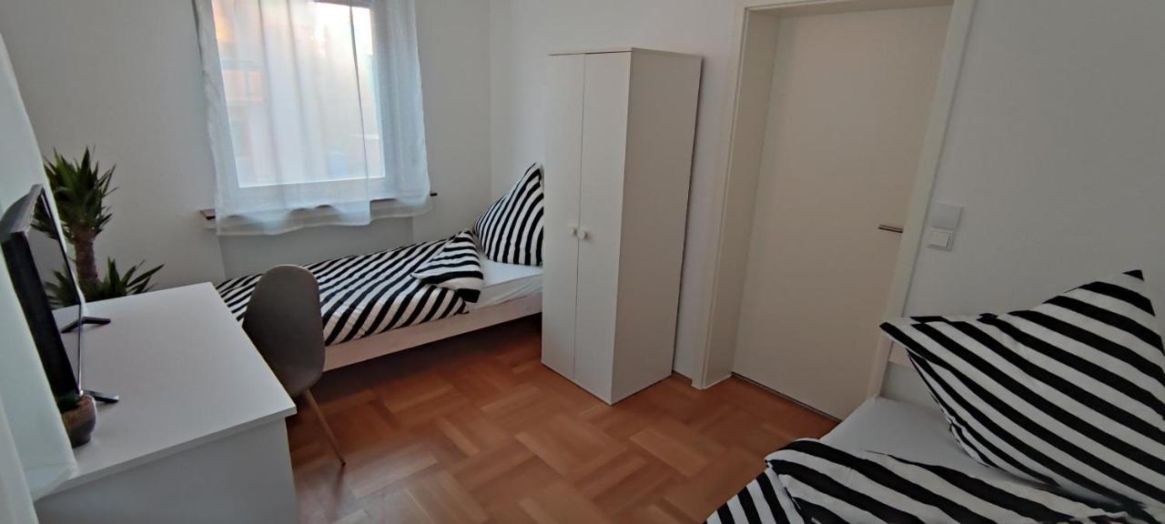 Schoene Und Optimal Gelegene Wohnung Weisskirchen Eksteriør bilde