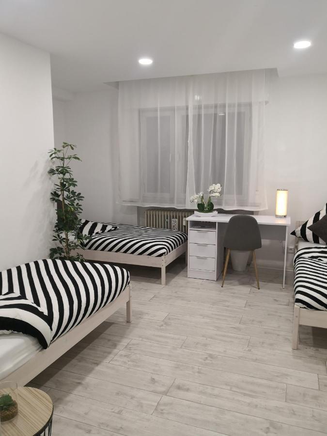 Schoene Und Optimal Gelegene Wohnung Weisskirchen Eksteriør bilde